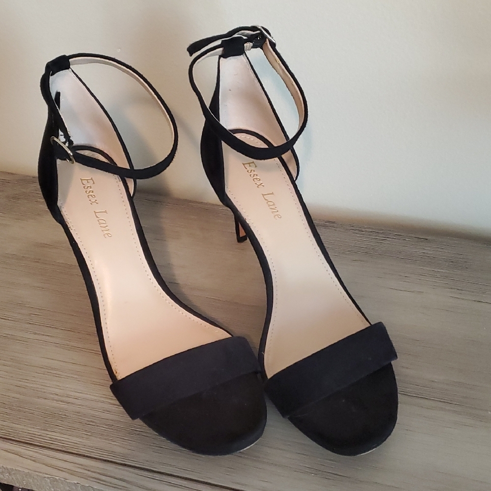 Essex Lane Women's Black Ankle Strap Heels